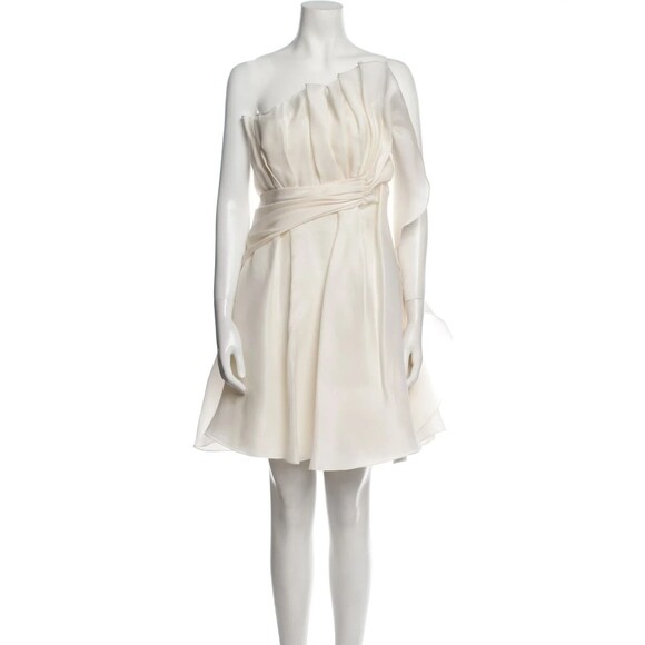 NWT. $3829 CAROLINA HERRERA NAOMI BRIDAL DRESS US 6 - Picture 3 of 8